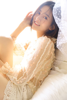 摸胸吃奶
